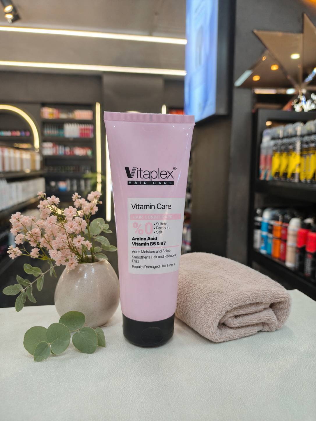 کرم مو نرمکننده و ترمیمکننده ویتاپلکس مدل VC حجم 150ml بدون سولفات
